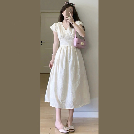法式白色短袖连衣裙女夏季新款高级感收腰显瘦小个子气质长裙