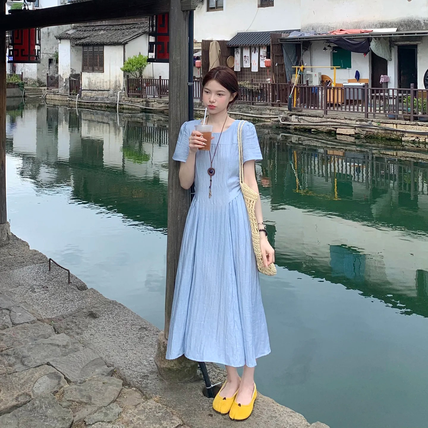 法式复古蓝色短袖连衣裙