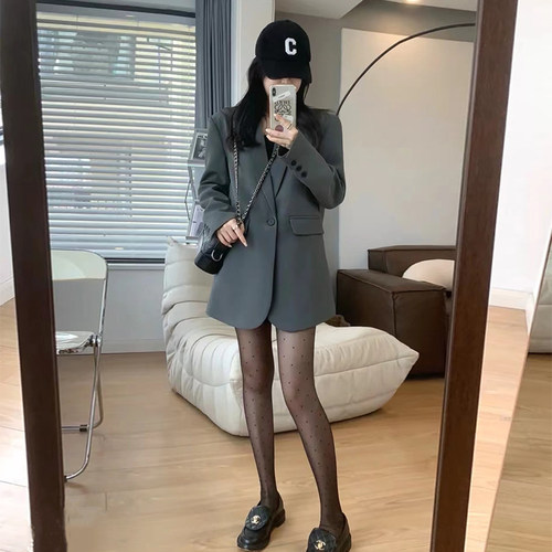灰色西装外套女宽松显瘦韩版西服