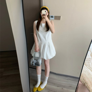 韩系方领无袖花苞连衣裙女夏季小个子宽松显瘦白色蓬蓬短款背心裙