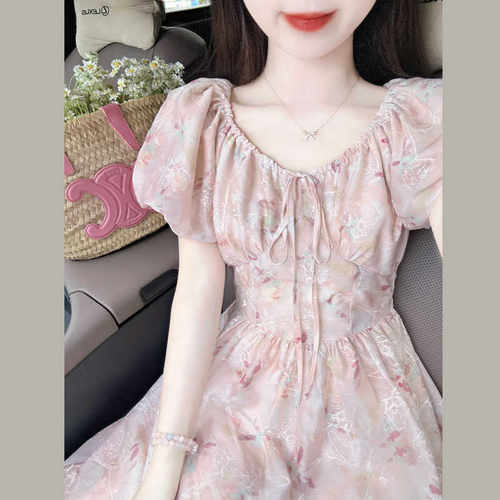 粉色仙女茶歇收腰显瘦连衣裙碎花