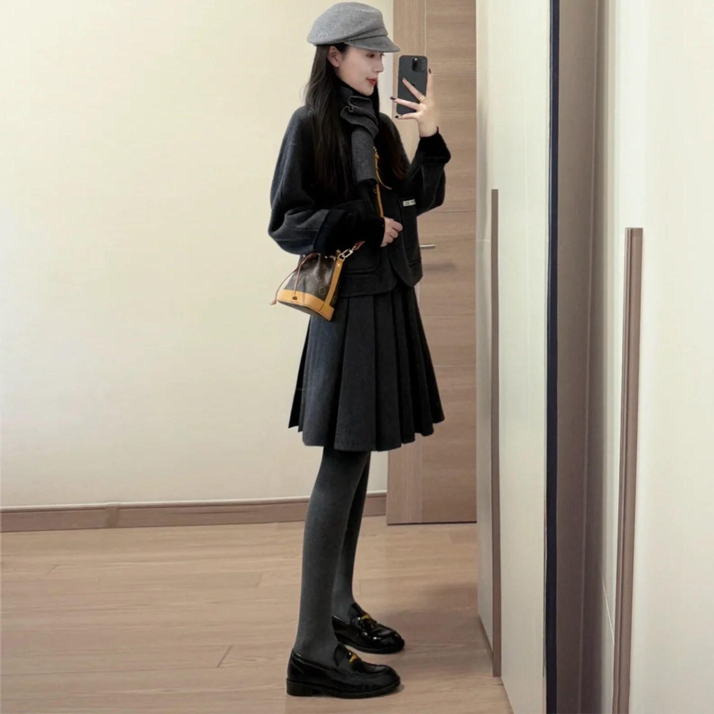 通勤灰色毛呢外套百褶裙套装秋冬新款小个子气质名媛高级感两件套