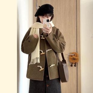 呢子大衣 翻领宽松短款 日系橄榄绿小个子牛角扣毛呢外套女冬季 新款