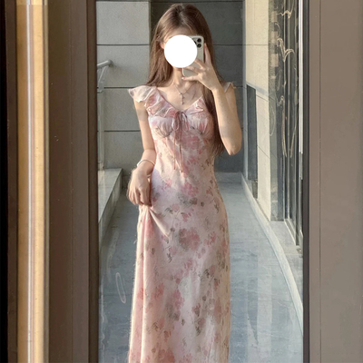 法式粉色碎花吊带连衣裙