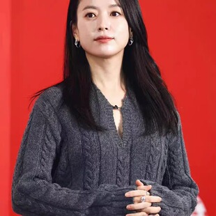 韩孝周同款灰色软糯V领针织长袖毛衣2025秋冬季新款宽松慵懒上衣