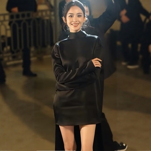 古力娜扎同款黑色高端设计感气质连衣裙女新款时尚百搭休闲小黑裙