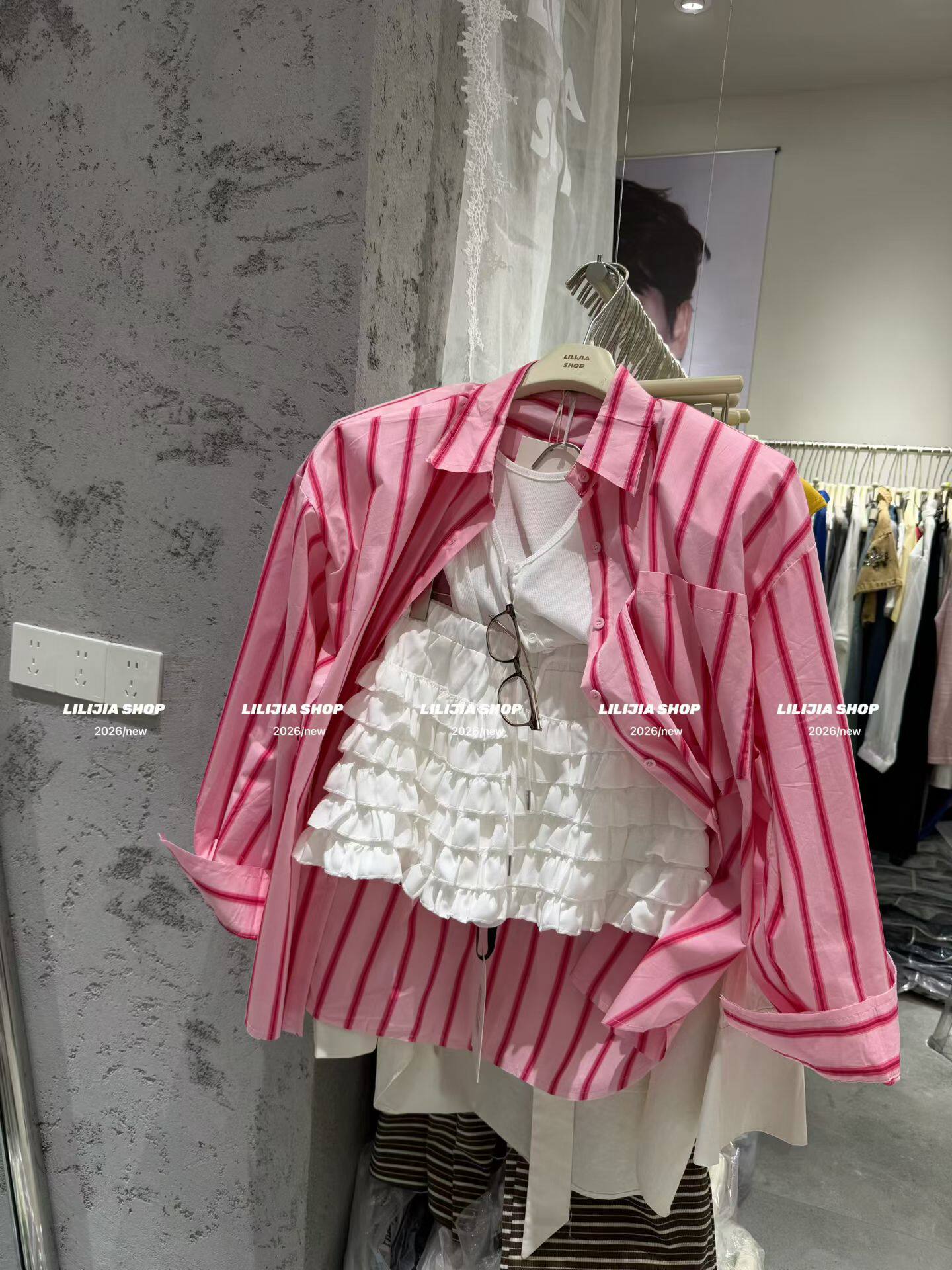 MIDO家 2026春季新款韩版时尚百搭宽松显瘦粉色条纹印花长袖衬衫