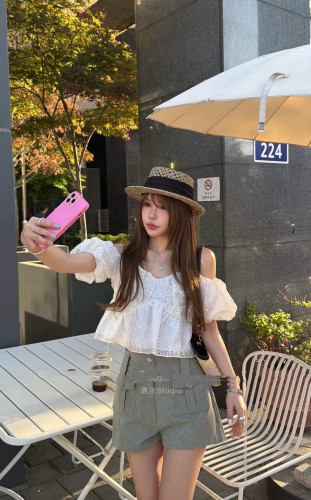 MIDO家 韩国东大门2026夏韩版百搭宽松蕾丝吊带漏肩泡泡袖上衣