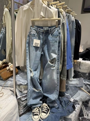 MIDO家 韩国东大门2026新款韩版时尚百搭显瘦气质破洞牛仔阔腿裤