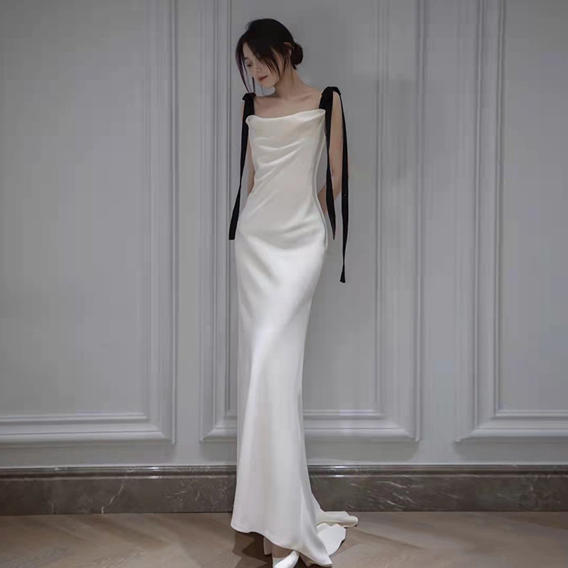 프랑스어 간단한 새틴 라이트 웨딩 드레스 새로운 스타일 우아하고 슬림 연회 이브닝 드레스 하이 엔드 라이트 럭셔리 틈새 여성