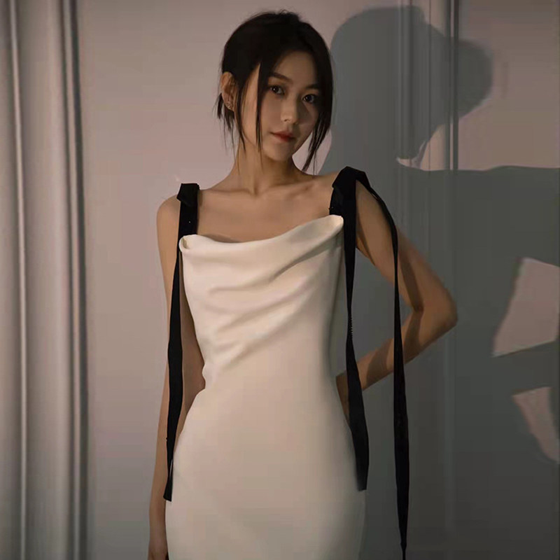 프랑스어 간단한 새틴 라이트 웨딩 드레스 새로운 스타일 우아하고 슬림 연회 이브닝 드레스 하이 엔드 라이트 럭셔리 틈새 여성