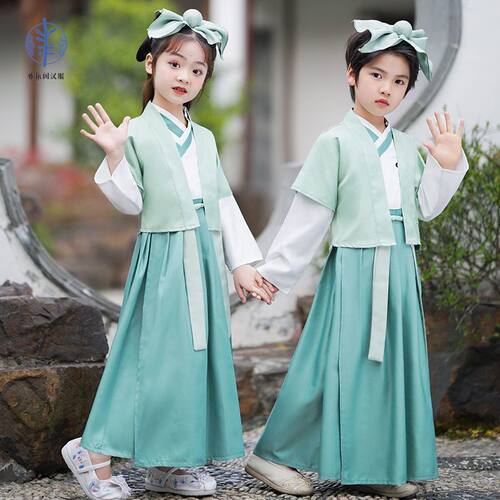 汉服男童幼儿园中国风演出服