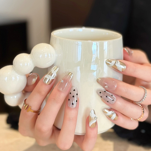 高级感法式 纯手工穿戴甲中长款 波点芭蕾风 波点芭蕾 AuraNail