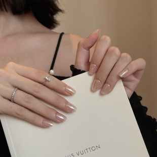 高级感简约纯欲风气质显白 纯手工穿戴甲短款 AuraNail 珍珠白