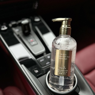 是要香死谁 苏里南柠琥珀百里香氛沐浴露400ml持久留香保湿滋润