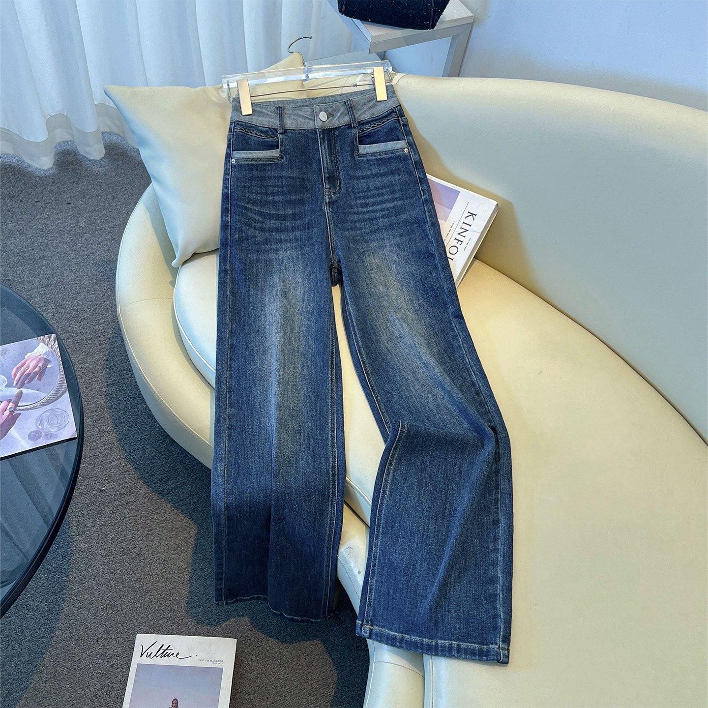 蓝色阔腿牛仔裤女2026新款秋季显瘦垂感直筒裤高腰宽松阔腿长裤子