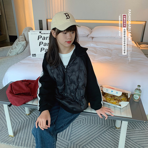 女童时尚拼接连帽羽绒服