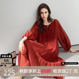 新款 德玛纳温柔甜美风褶皱肌理连衣裙女25夏季 系带圆领氛围感长裙