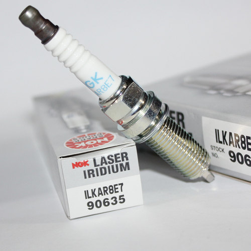 NGK铱铂金火花塞ILKAR8E7适用迈凯伦675LT 650S 625C 600LT 3.8T