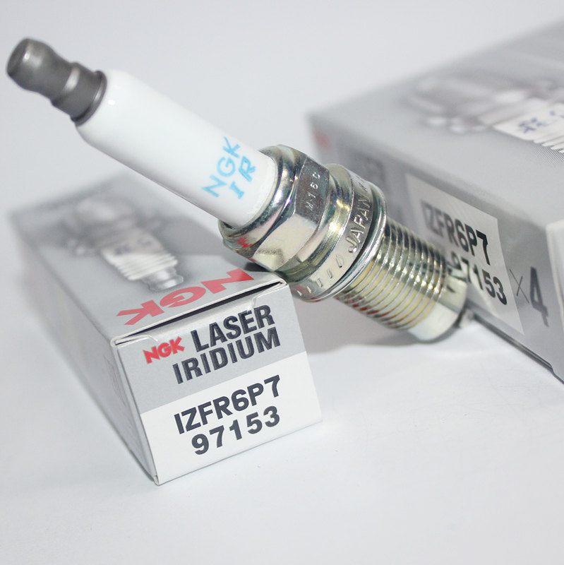 野帝伊比飒甲壳虫1.2T火花塞NGK