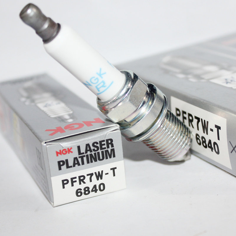 NGK三爪双铂金火花塞PFR7W-T 6840适用奥迪Q3 A4L Q5 TT TTS 2.0T