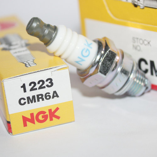 火花塞cmr6a适用割灌机小松