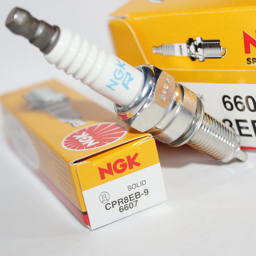 ngk火花塞cpr8eb-9v7全地形