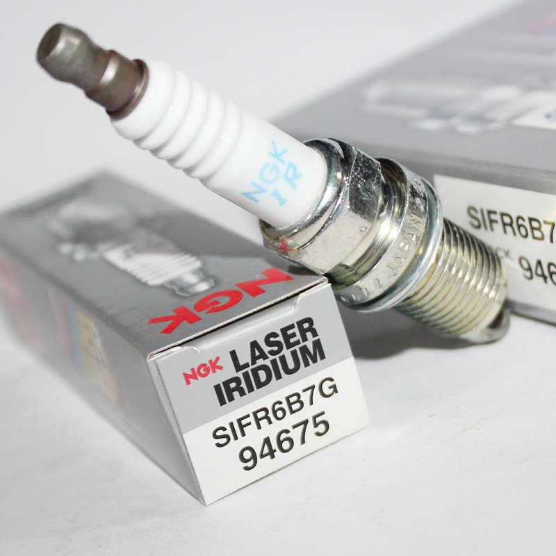 NGK铱铂金火花塞SIFR6B7G 94675适用于哈弗H2 H2S H5 H6 H3 H8 H9