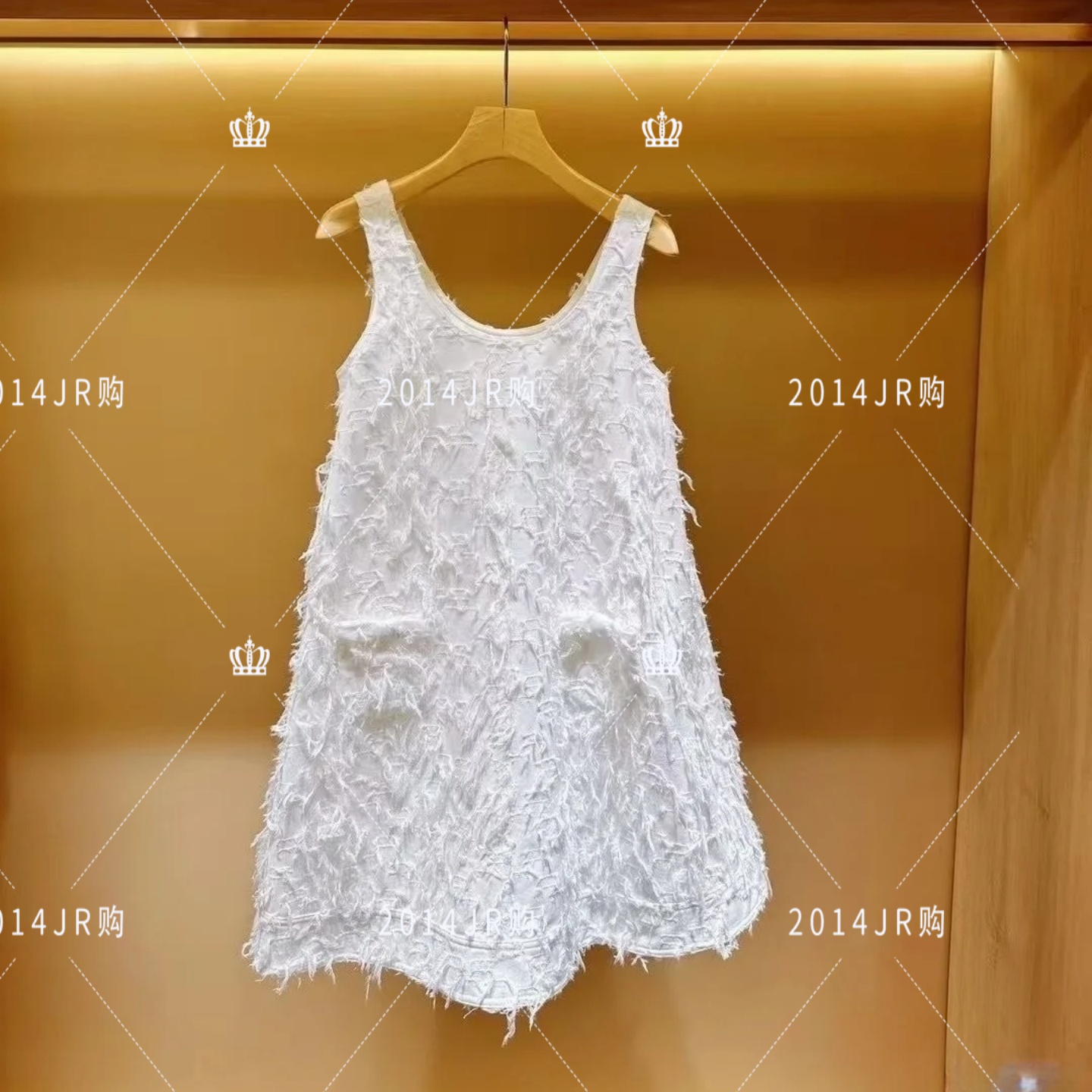 卓雅2025秋羽毛流苏背心裙连衣裙