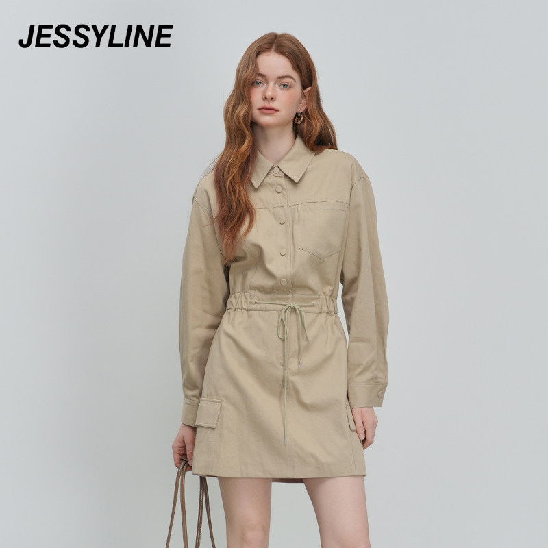 jessyline绝美春装新款 杰茜莱时尚卡其色收腰显瘦纯棉工装连衣裙