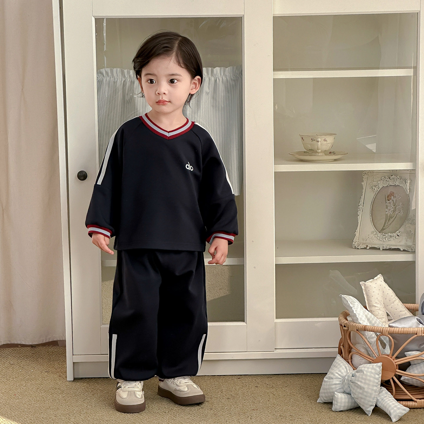 2026春季新款小童运动套装男宝宝字母上衣韩版宽松休闲裤两件套潮