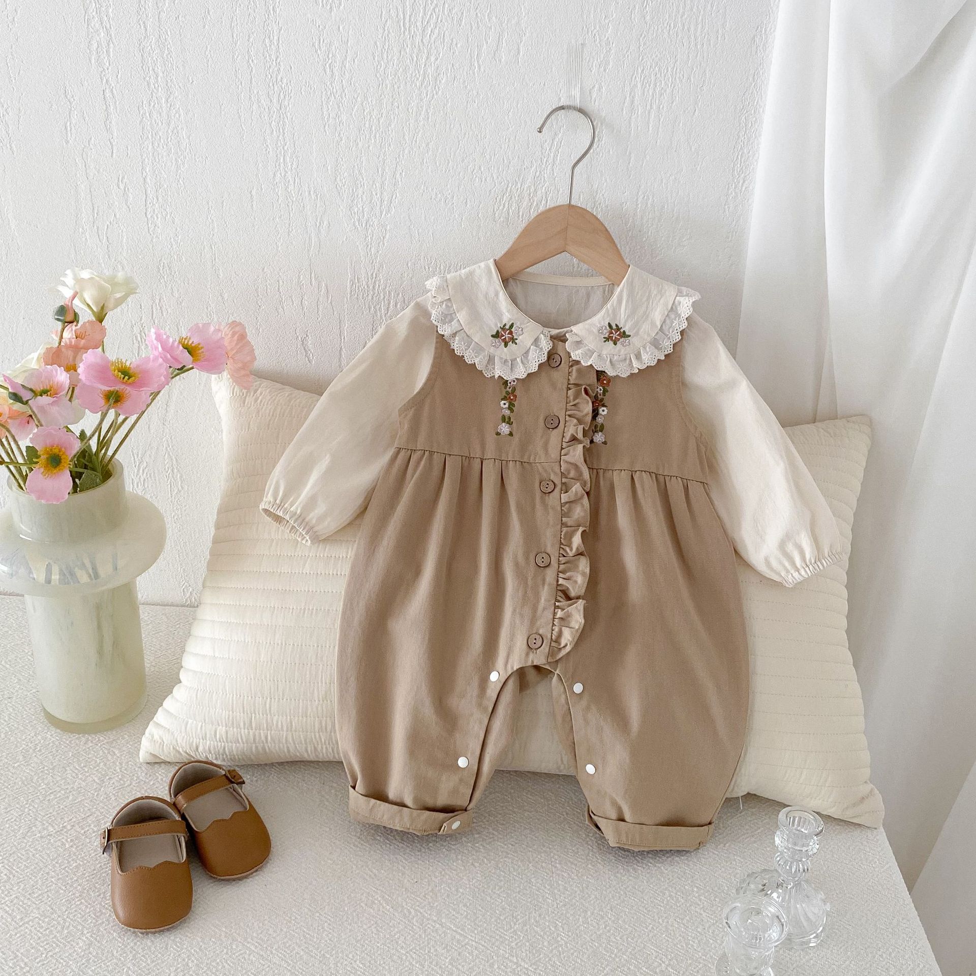 女童娃娃领衬衣+花边连体裤套装