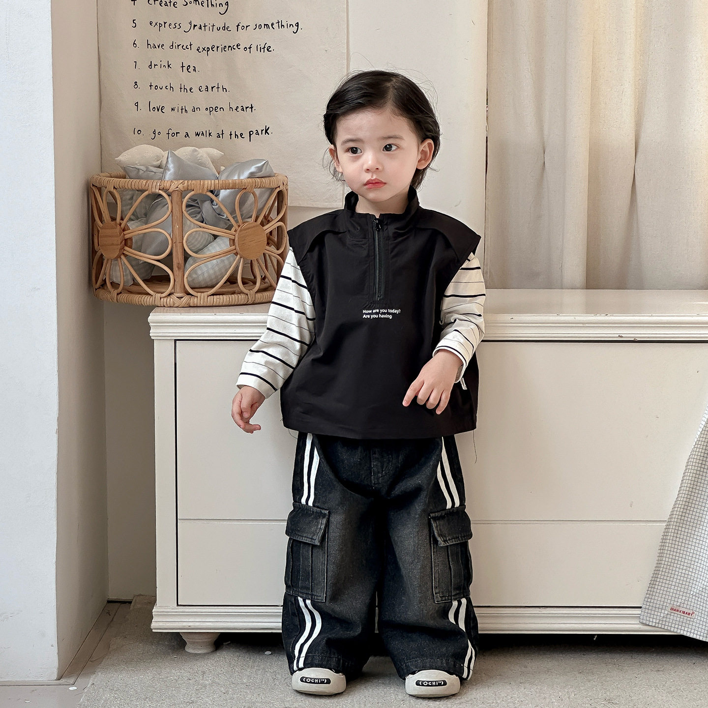 男童工装马甲宝宝帅气外套2026春装新款儿童坎肩马夹外穿潮酷上衣