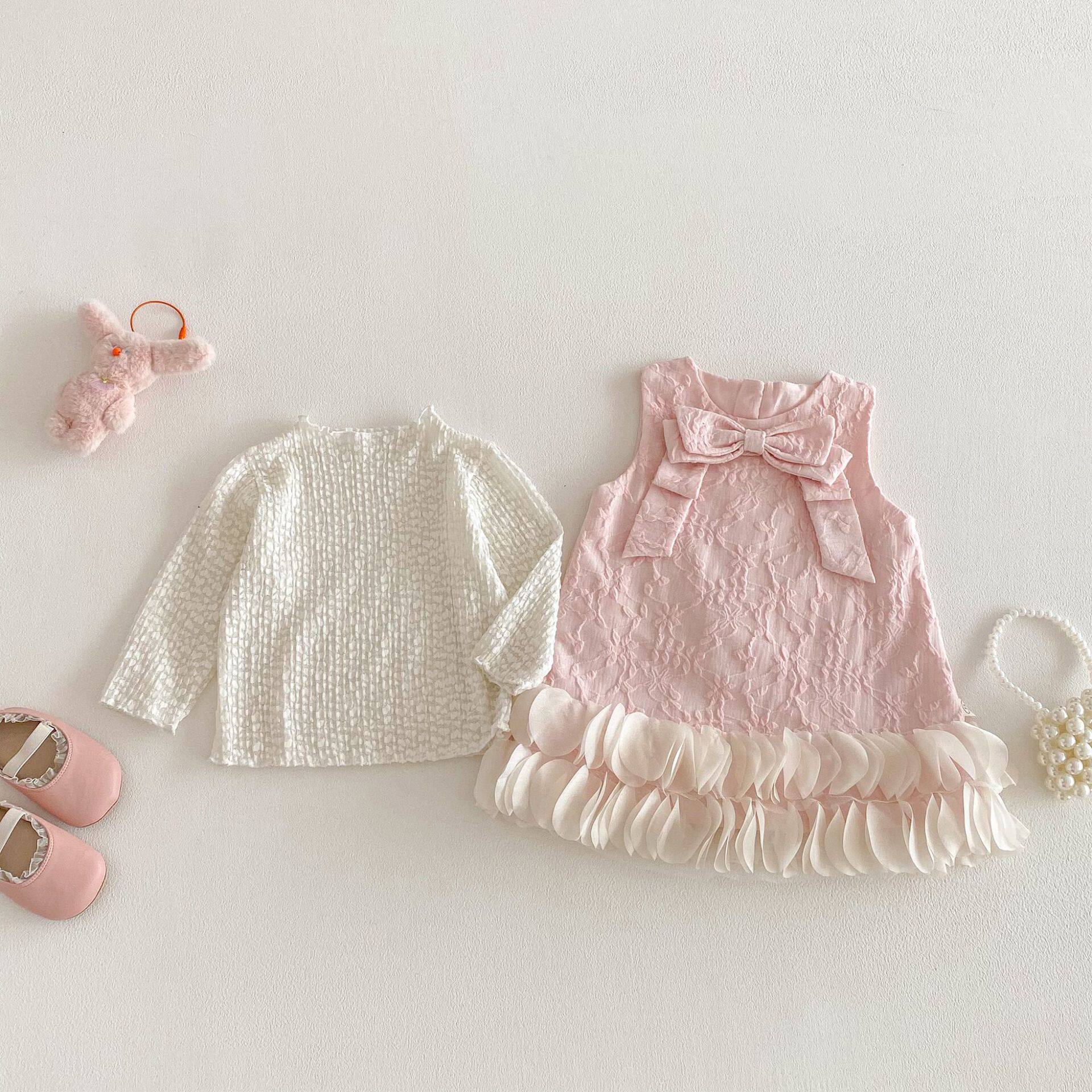 女童蝴蝶结背心裙2026春装新款宝宝洋气提花连衣裙女童花边公主裙