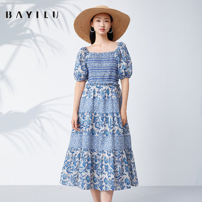 芭依璐BAYILU 25夏季新款连衣裙女法式碎花方领收腰显瘦度假长裙