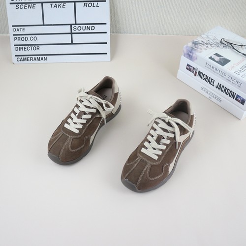 真皮平底圆头女休闲德训鞋板鞋