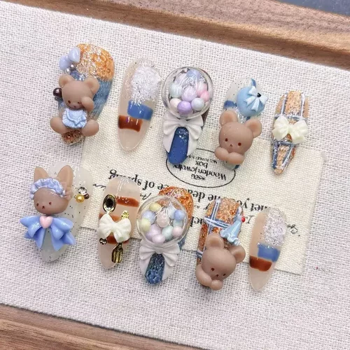 咖色可爱小熊短款手作高端假指甲片显白杏仁美甲纯手工穿戴甲