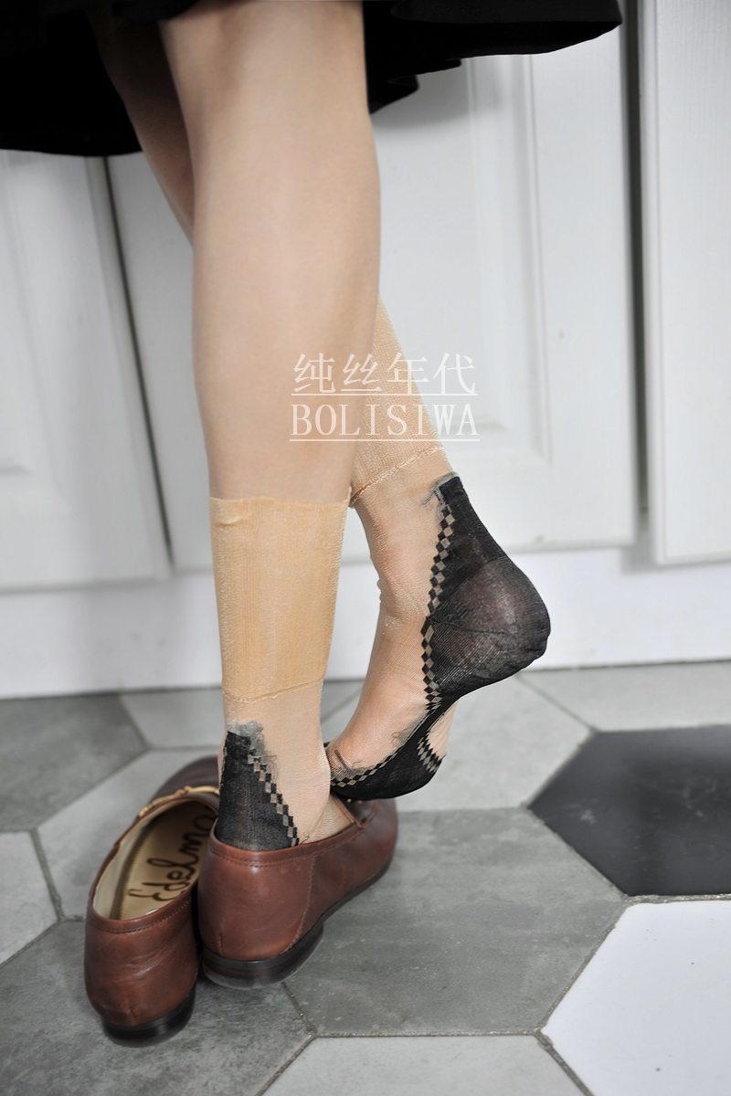 包邮5双锦纶丝袜!老式松口肤色黑底金字塔跟纯丝无弹力卡丝短袜,女士内衣/男士内衣/家居服,短袜,淘宝优惠券,粉丝福利购,淘宝优惠卷