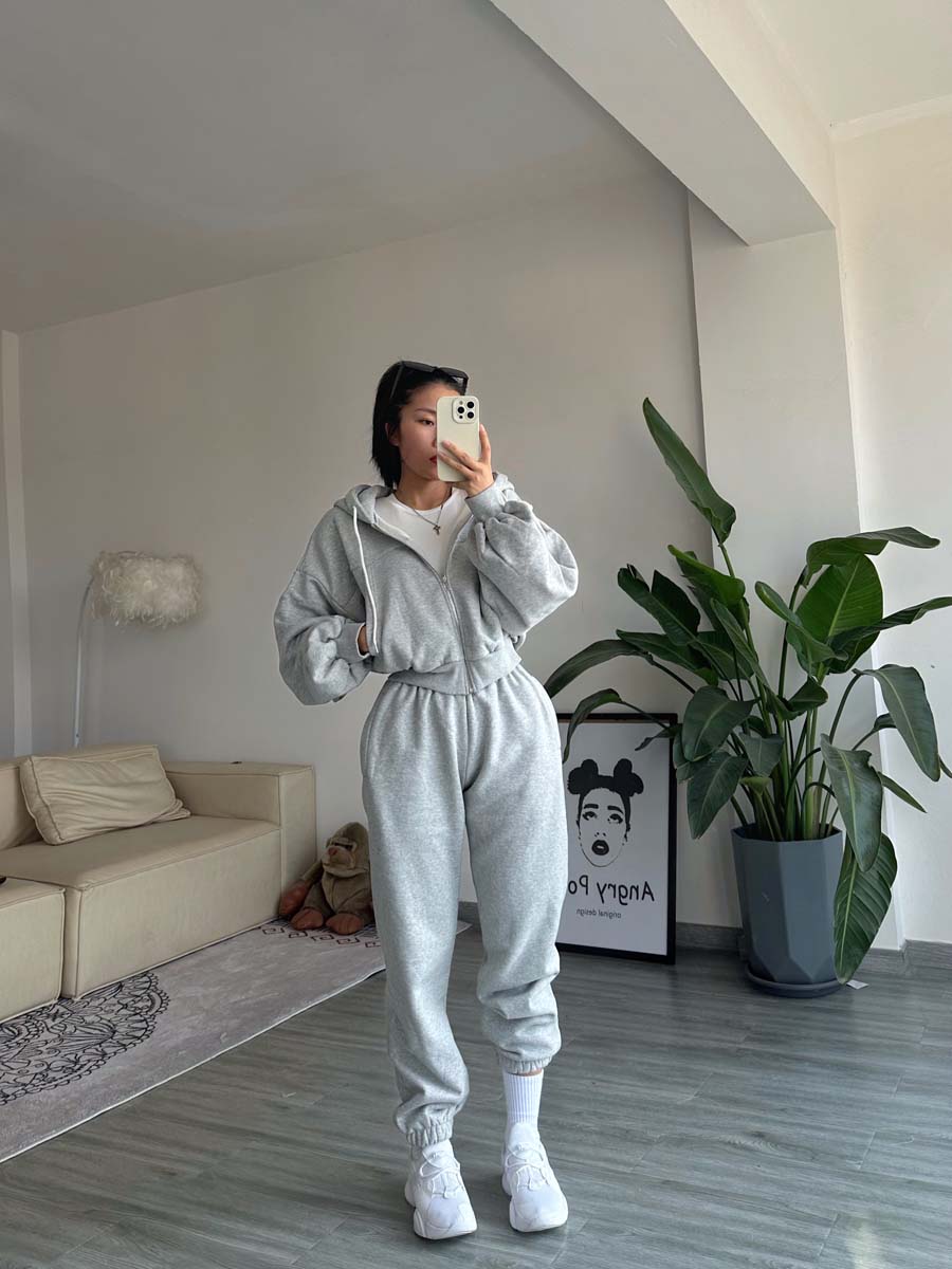 连帽卫衣拉链开衫厚薄都有宽松