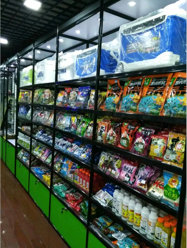 渔具店货架 鱼竿展示架 鱼饵钓箱陈列柜 鱼漂柜 鱼钩鱼线挂件柜台