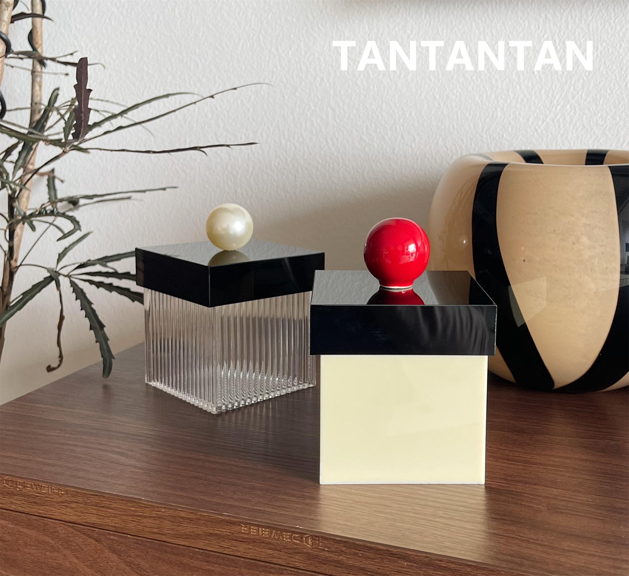 TAN!复古ins收纳盒 桌面口红棉签牙线牙签收纳罐 亚克力球球摆件