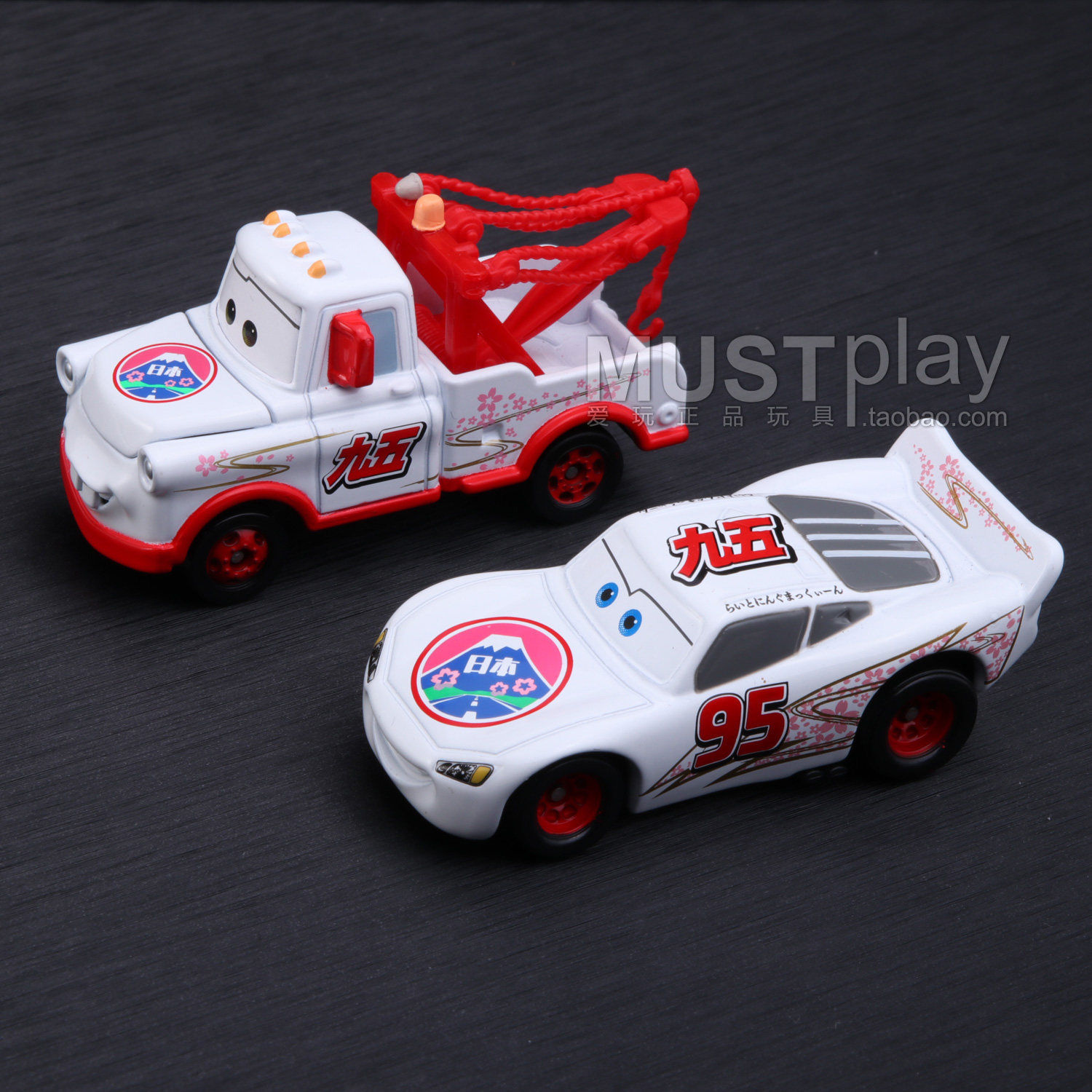 TOMY多美卡特别版麦昆板牙合金车