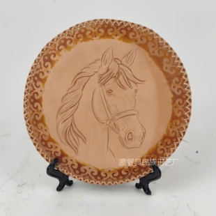 蒙古元素皮雕皮画马动物图案内蒙古工艺旅游纪念品礼物装饰画摆件