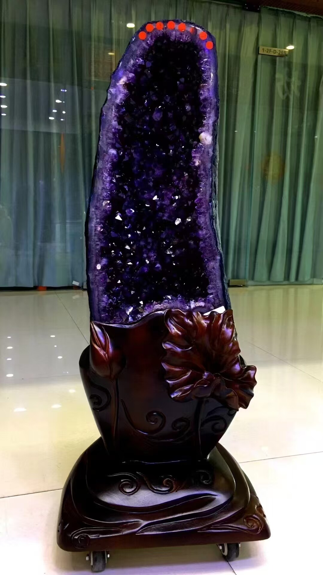天然紫水晶洞摆件巴西乌拉圭钱袋子恐龙蛋原石摆件办公室家居开业