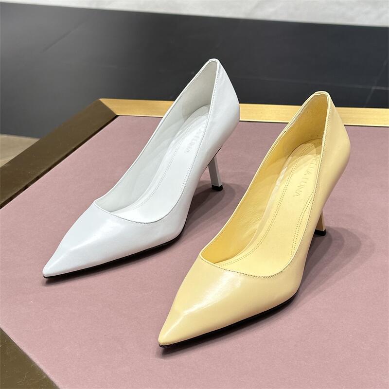 STELLALUNA尖头浅口优雅高跟鞋