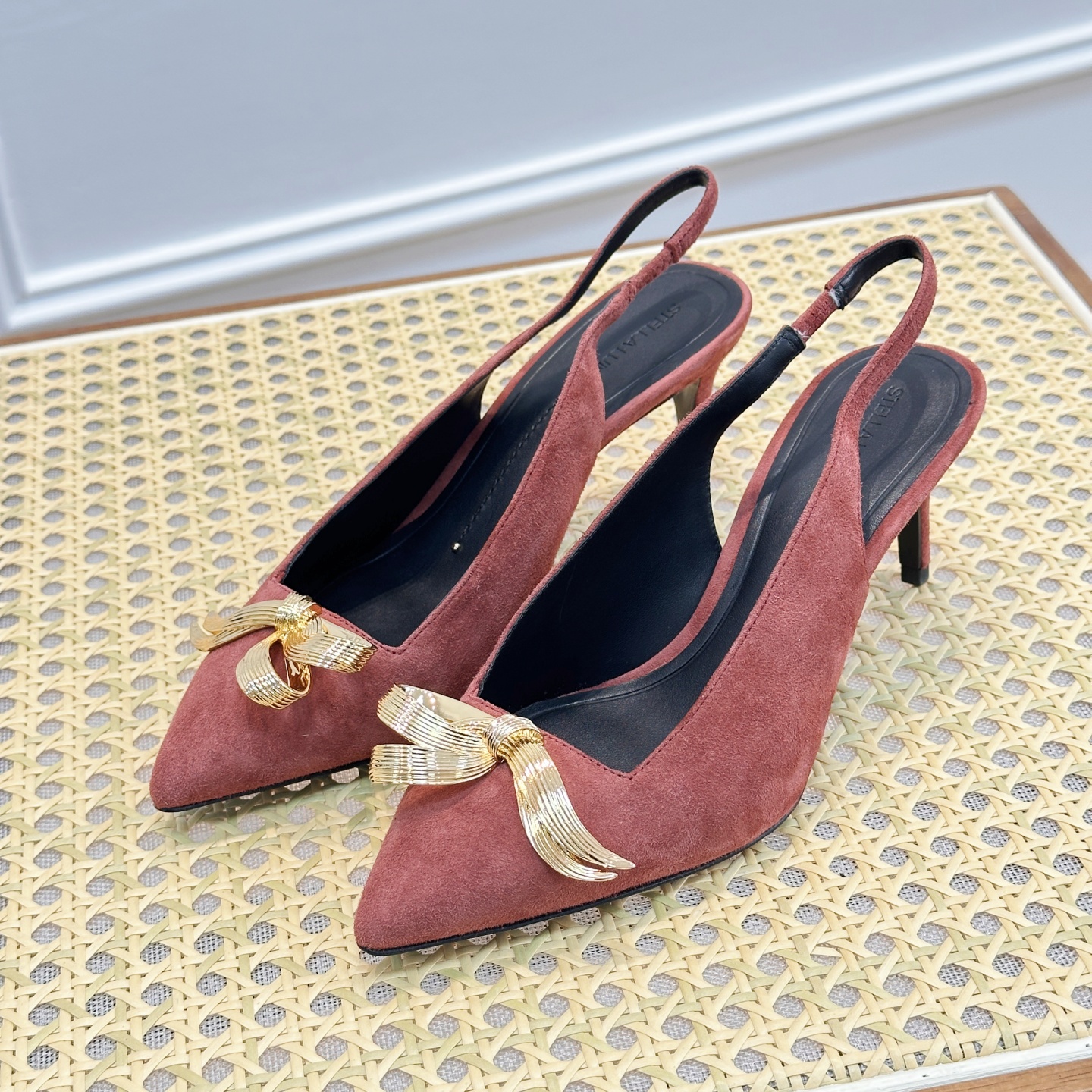 STELLALUNA优雅绒面后空半凉鞋