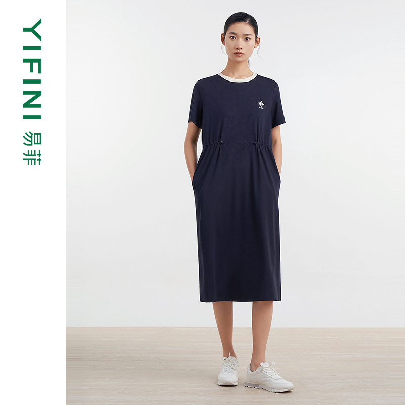 易菲直筒圆领简约短袖抽绳连衣裙