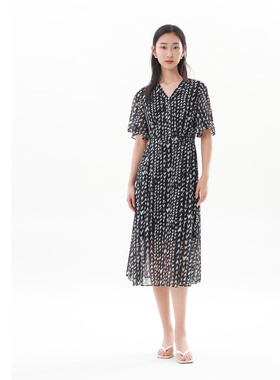 [专柜同款]Yifini/易菲 以爱之名 气质V领雪纺印花收腰连衣裙夏新