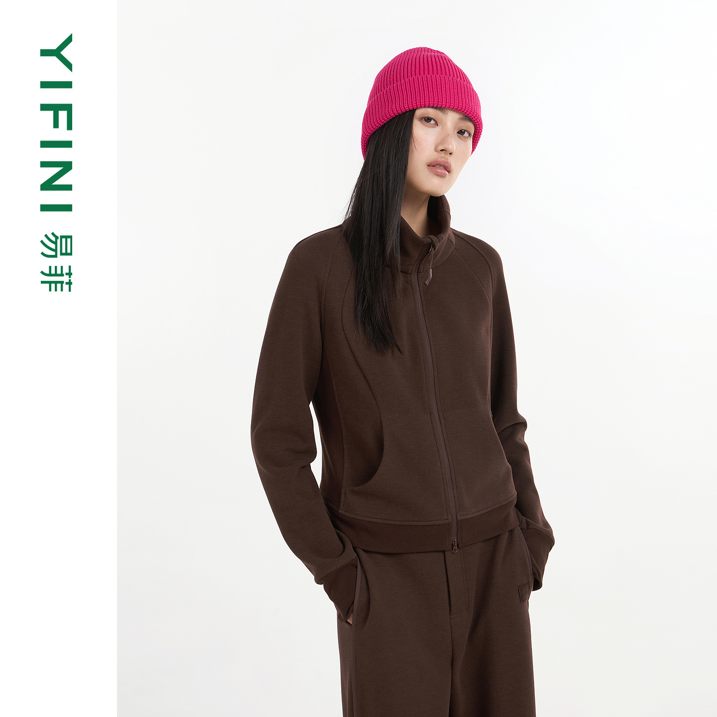 易菲修身显瘦保暖时尚针织外套