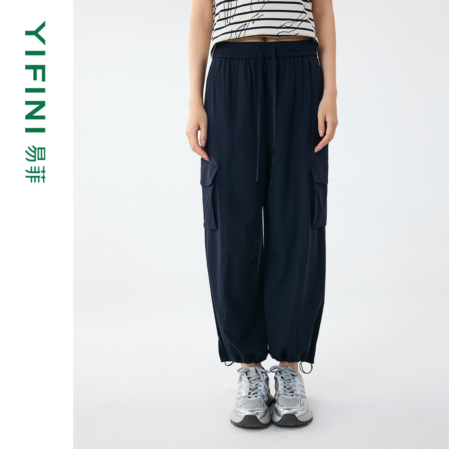 [专柜同款]Yifini/易菲时尚百搭休闲工装裤女慢跑裤九分裤26夏新